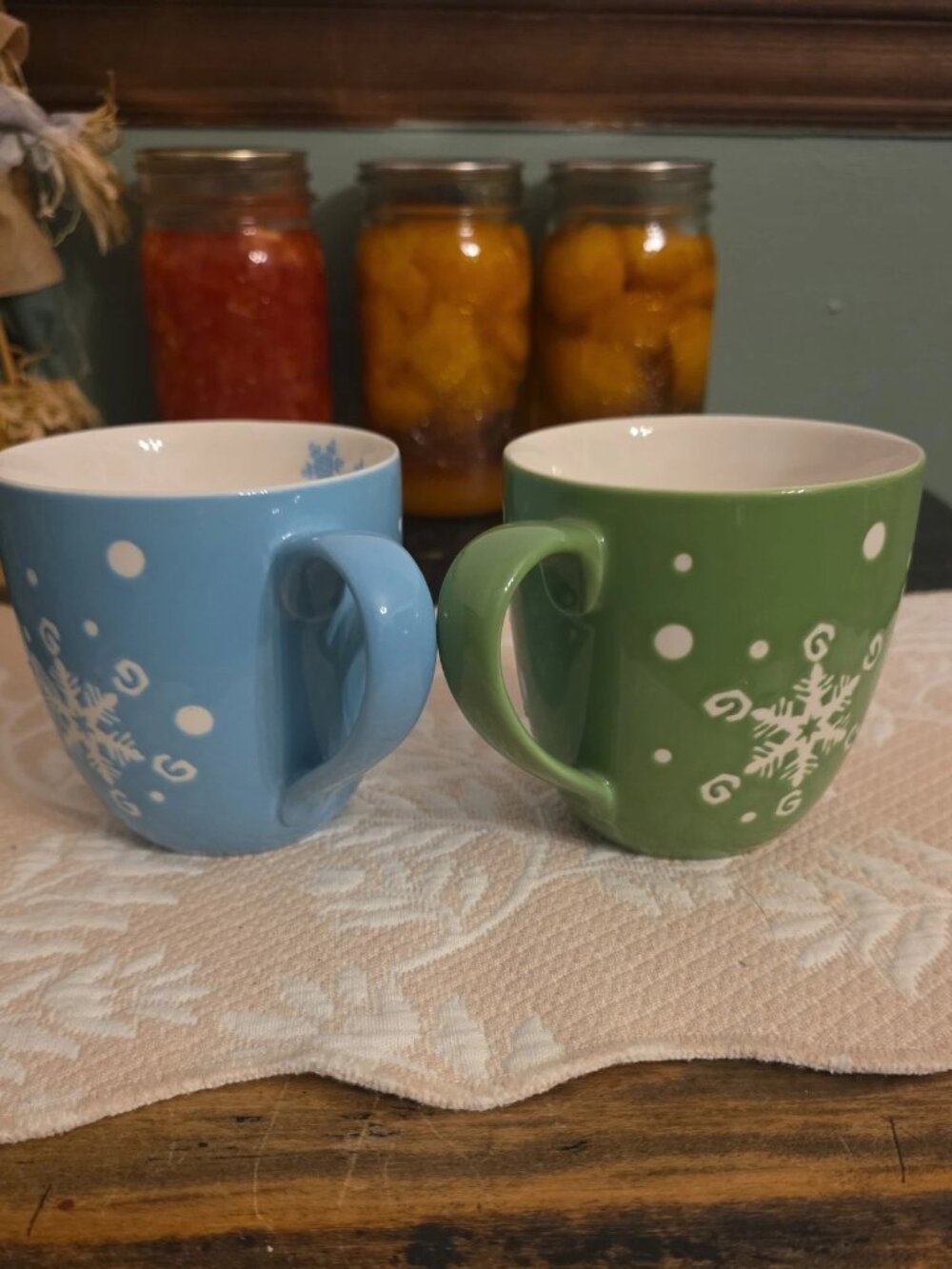 2007 Starbucks Green + Blue Snowflake 16oz Mug Coffee Tea Cup Winter 2pc set